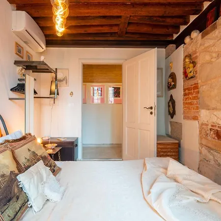 Casa Manina Sul Ponte - Your Private Canal View * 베니스