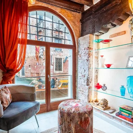 דירה Casa Manina Sul Ponte - Your Private Canal View ונציה