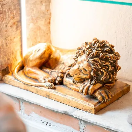 Casa Manina Sul Ponte - Your Private Canal View דירה *