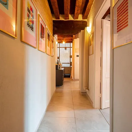 Lejlighed Casa Manina Sul Ponte - Your Private Canal View *