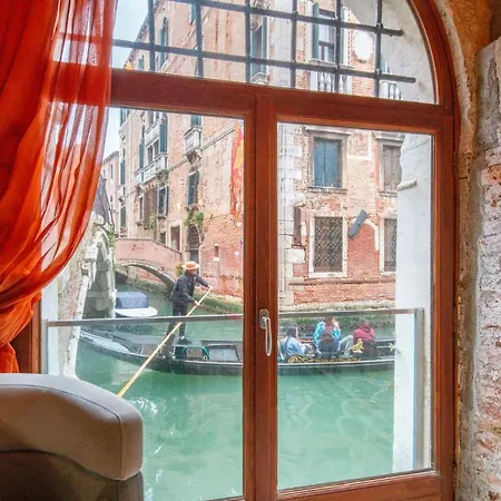 Casa Manina Sul Ponte - Your Private Canal View *